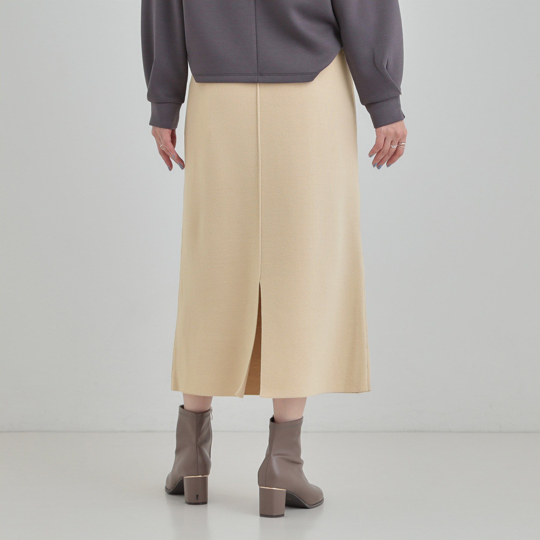 SHOO･LA･RUE「【洗濯機可/セットアップ可/毛玉になりにくい】ニットナロースカート」|スカート|