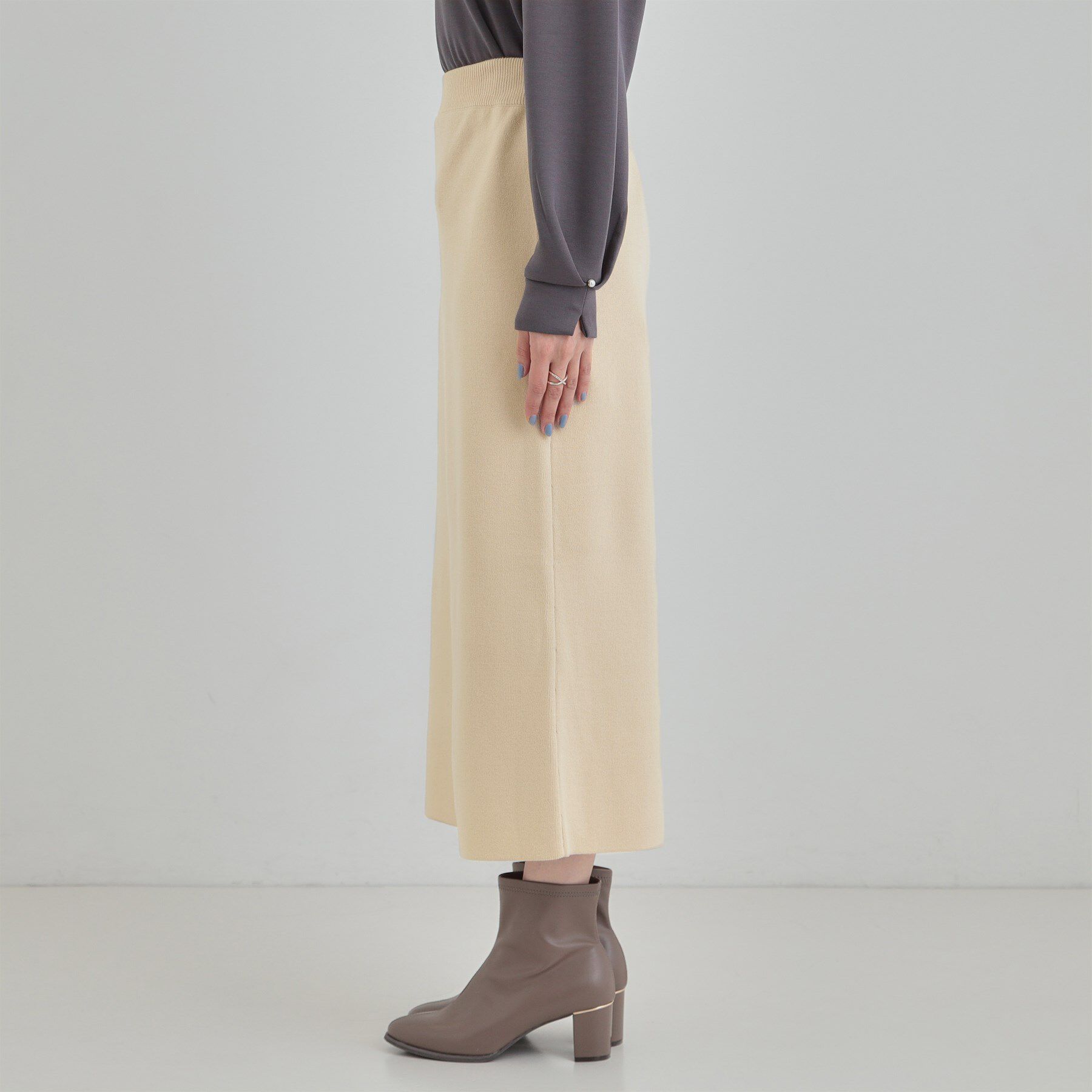 SHOO･LA･RUE「【洗濯機可/セットアップ可/毛玉になりにくい】ニットナロースカート」|スカート|