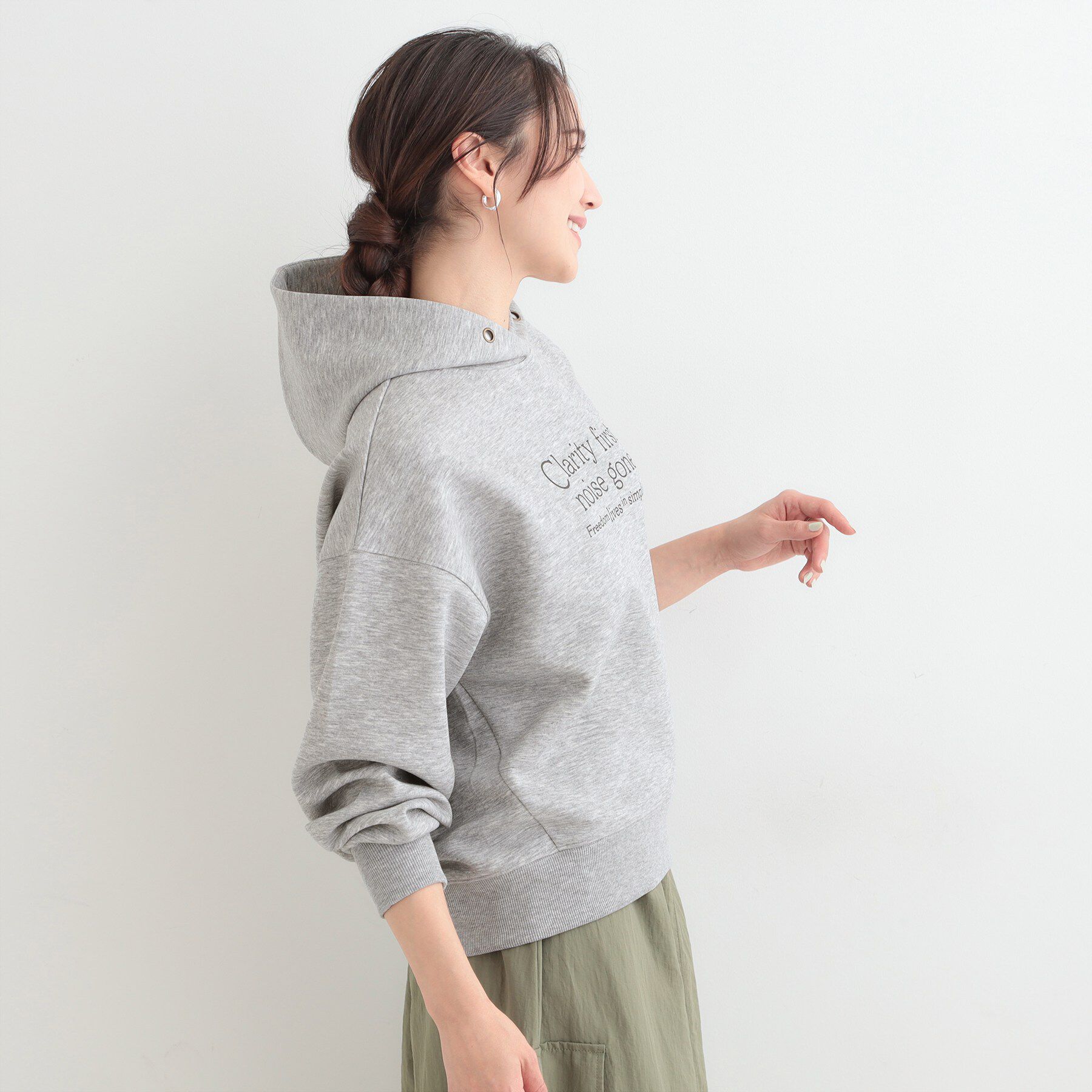 SHOO･LA･RUE「【S-LL/なめらかタッチ】ロゴフーディ」|パーカー|