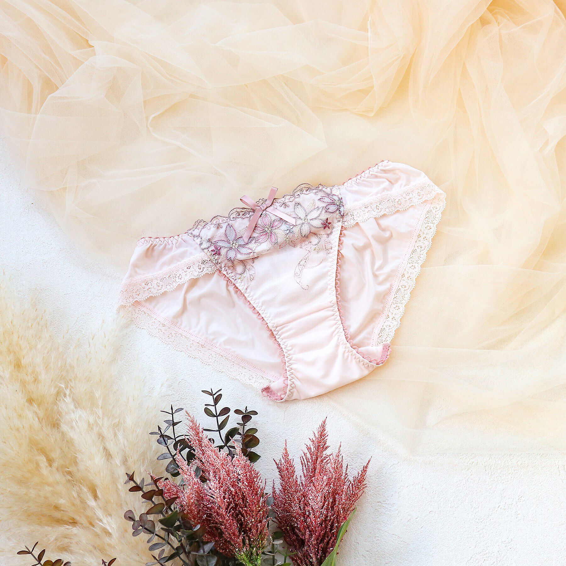 Risa Magli「メイヤ ノーマルショーツ」|インナー|ピンク(070)