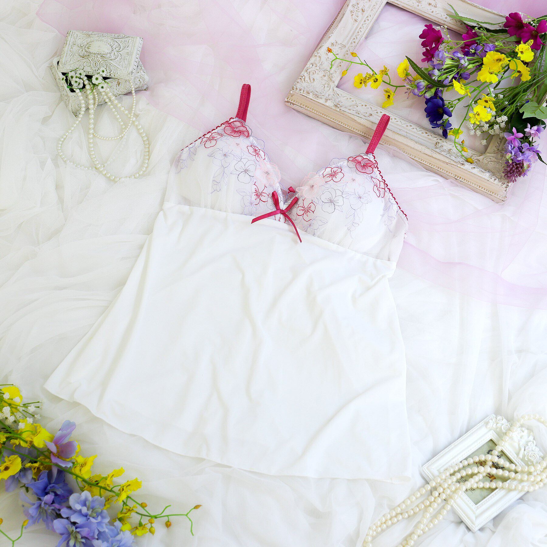 Risa Magli「フィオラ カップ付キャミソール」|キャミソール|ローズ(062)