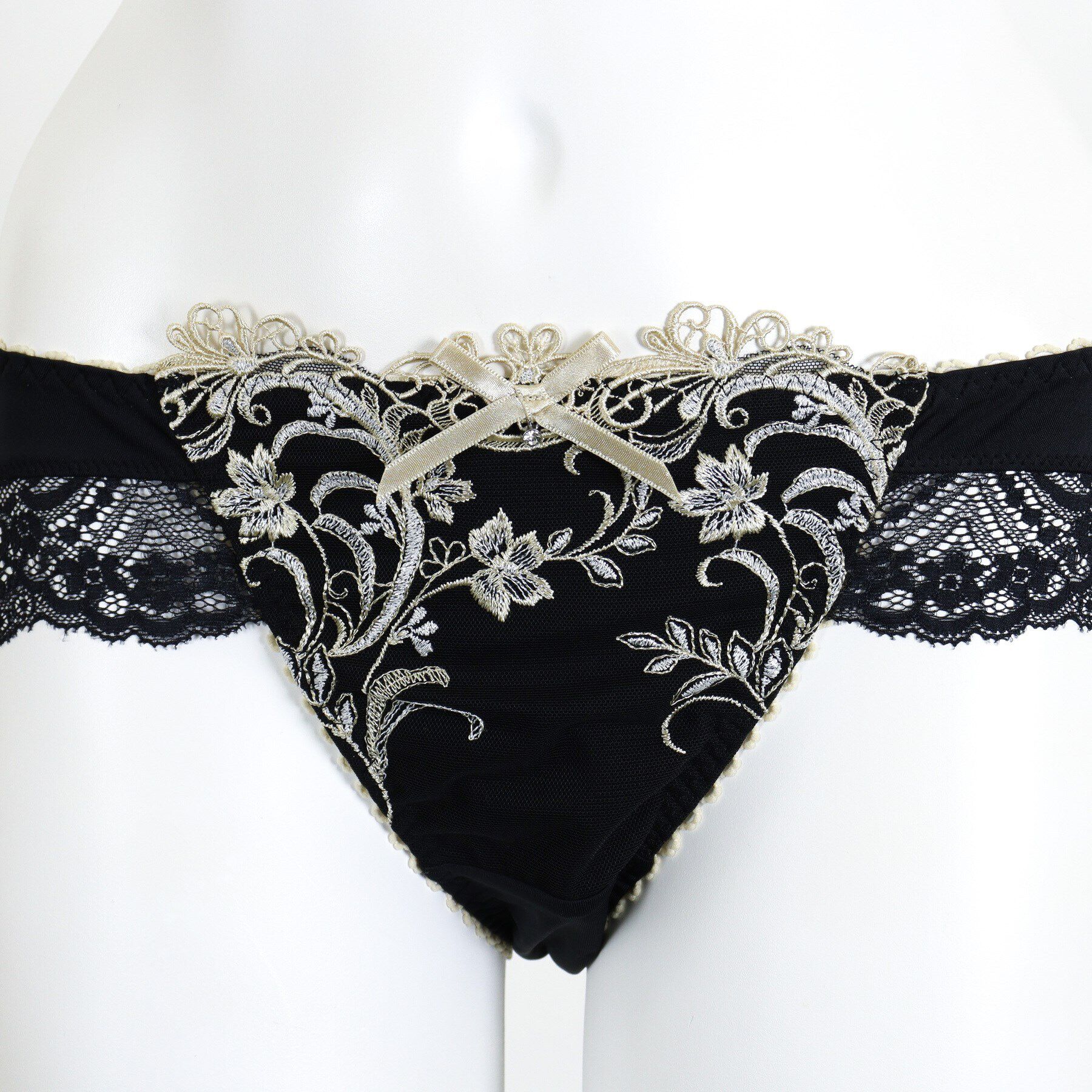 Risa Magli「アンシェラ ノーマルショーツ」|インナー|