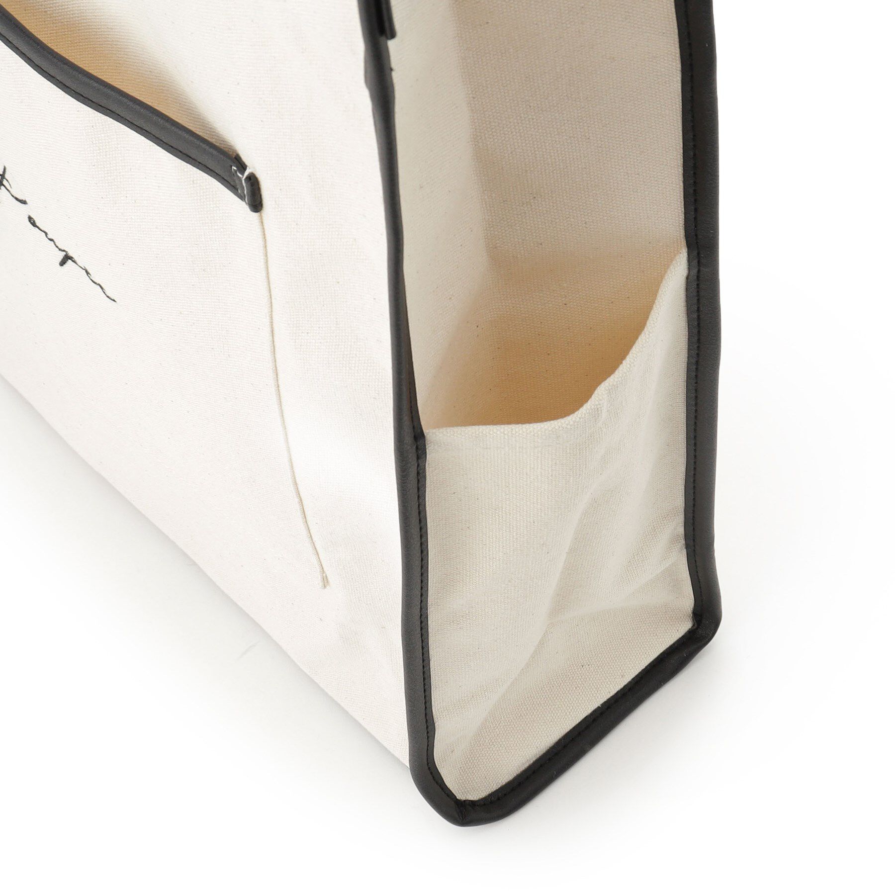 ITS&rsquo;DEMO「【推し活／A4対応】合皮パイピングキャンバストート」|トートバッグ|