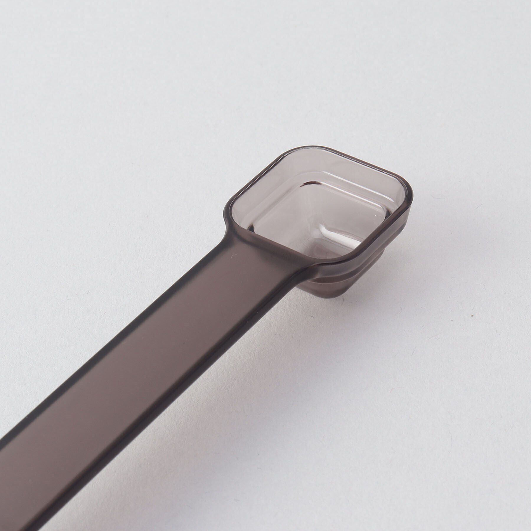 212 KITCHEN STORE「マグネット段々計量スプーン BK 山崎実業 ＜tower タワー＞」|食器・キッチングッズ|