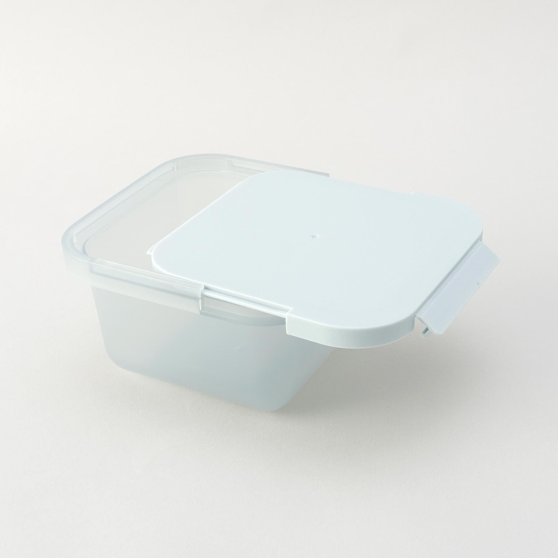 212 KITCHEN STORE「◆ヒップ ストレージボックス 900ml Sky」|食器・キッチングッズ|