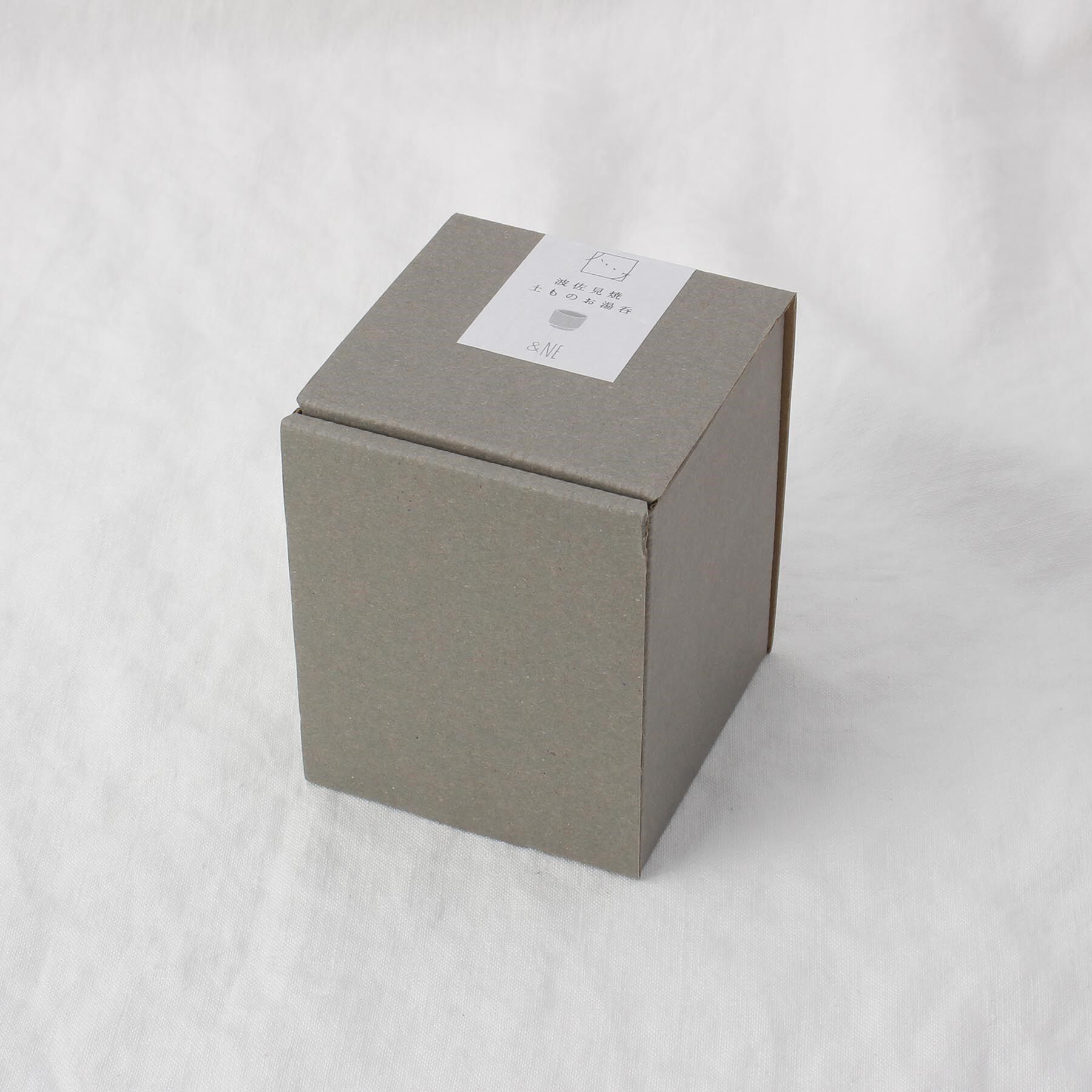 212 KITCHEN STORE「波佐見焼 土ものお湯呑 白 ＜ハレとケ＞」|グラス・マグカップ|