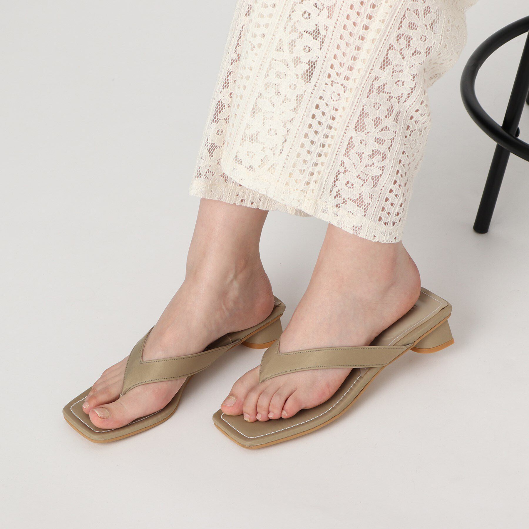 ESPERANZA「スクエアトゥモードトングサンダル」|サンダル|