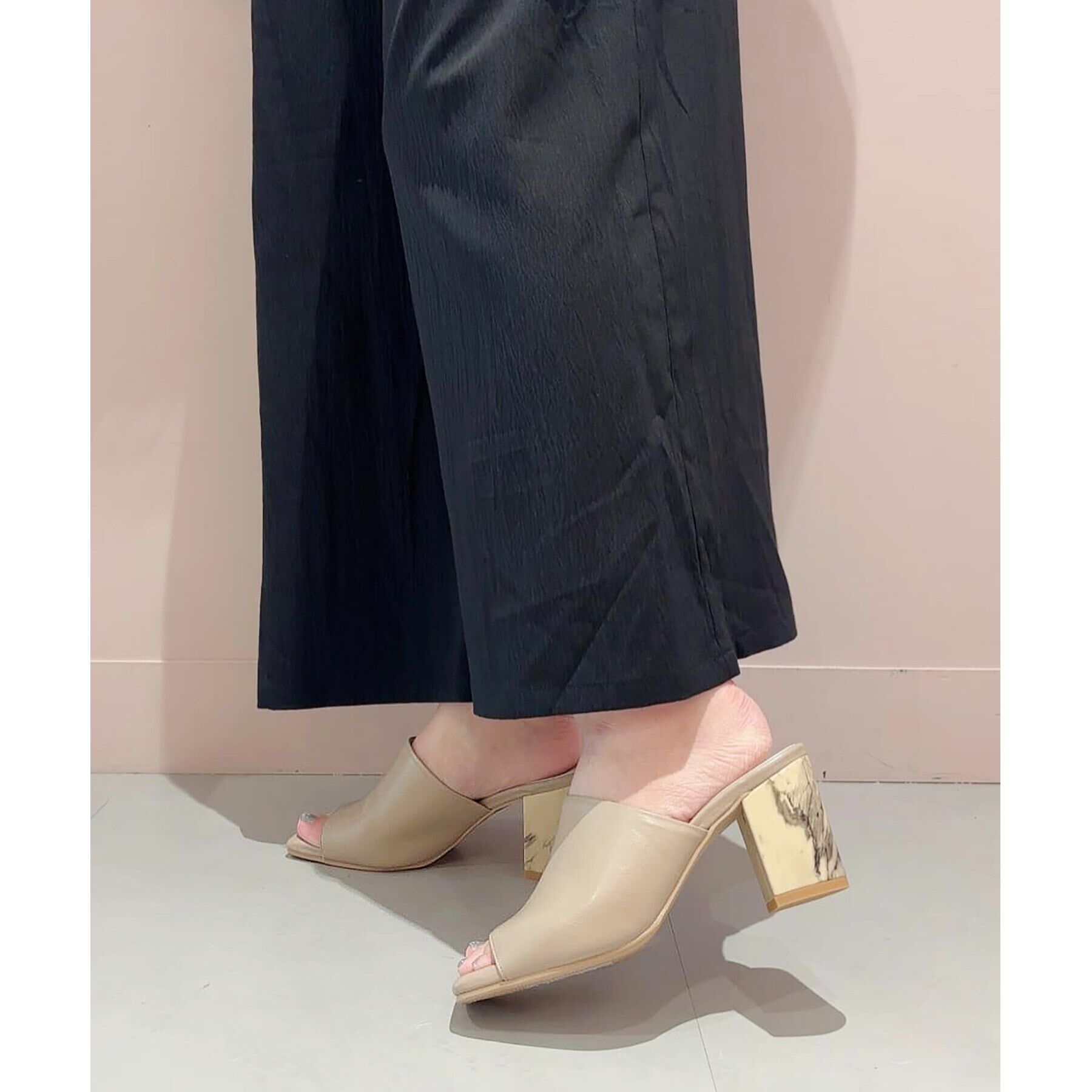 ESPERANZA「スクエアトゥブロックヒールサンダル 24SS」|サンダル|