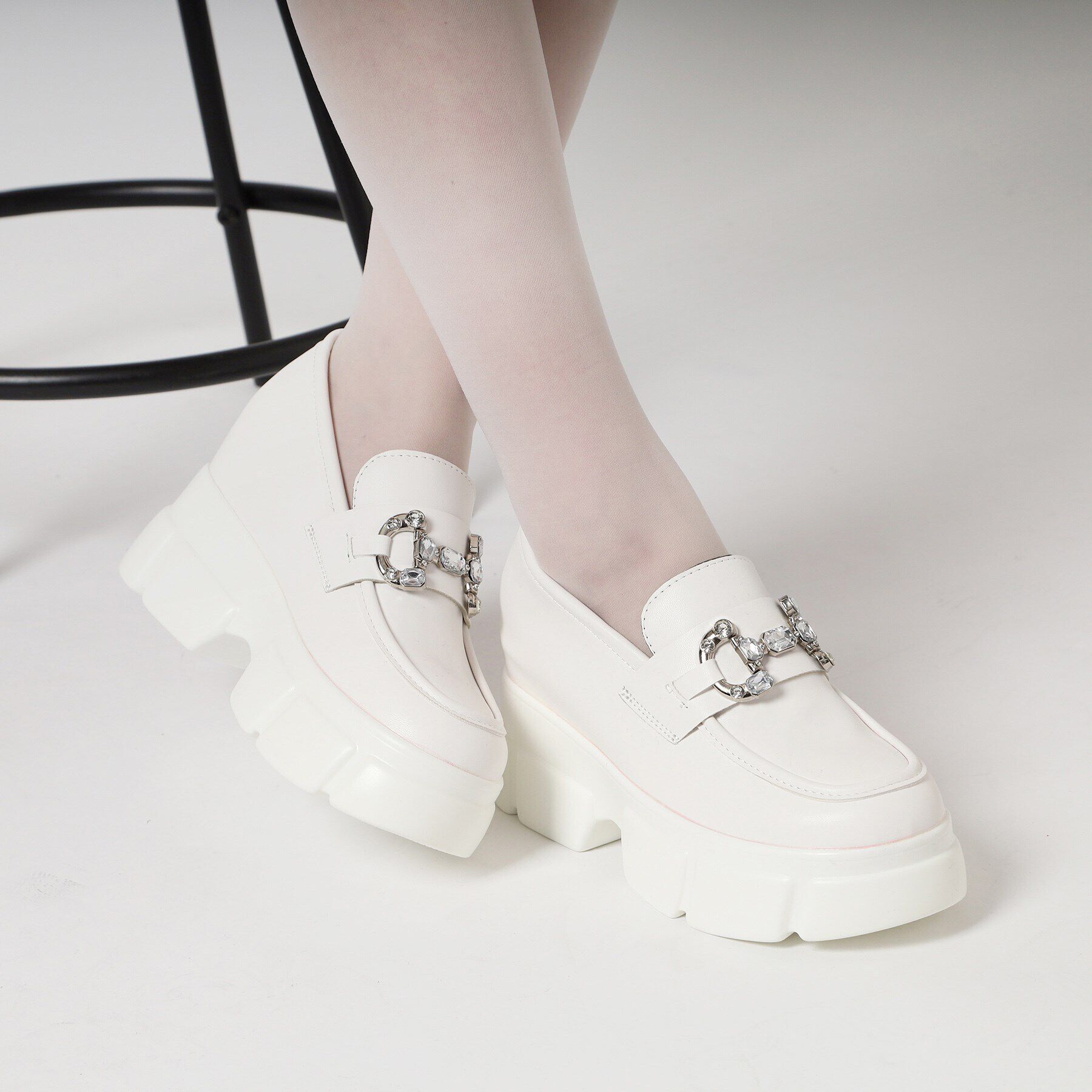 csT&P「厚底キラキラチャーム付きローファーパンプス」|パンプス|