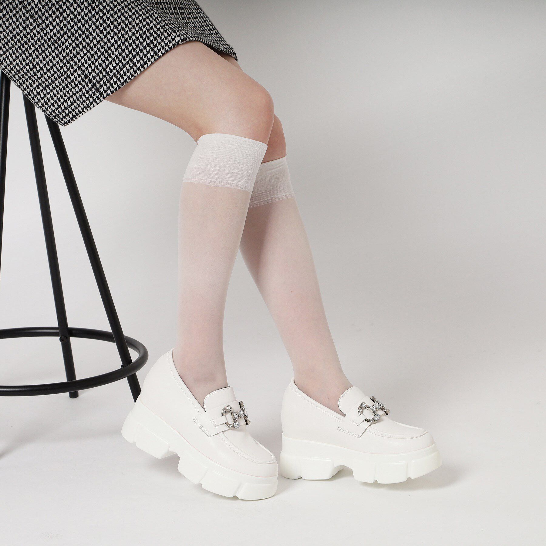 csT&P「厚底キラキラチャーム付きローファーパンプス」|パンプス|