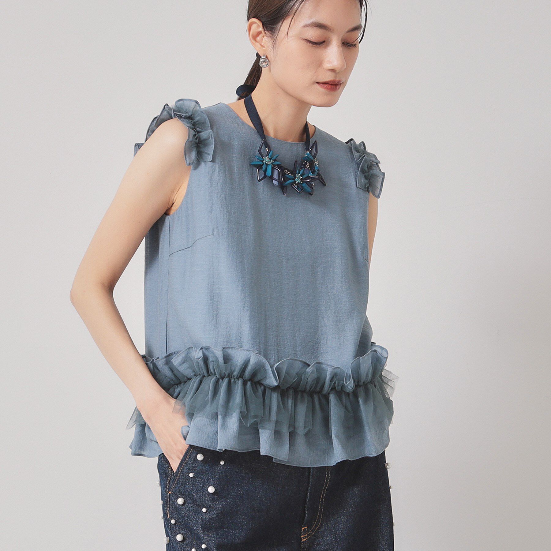 SunaUna「【フリル＆フリル／大人フェミニン】チュニックブラウス」|シャツ・ブラウス|チャコールグレー(0