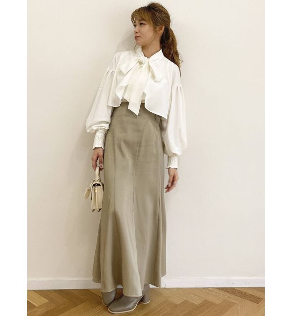 dazzlin「【吉田朱里コラボ】グロッシーセミフレアスカート」|スカート|