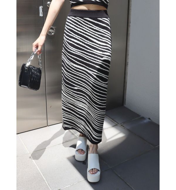 EVRIS「ジオメトリックニットスカート【セットアップ着用可能】」|スカート|ブラック