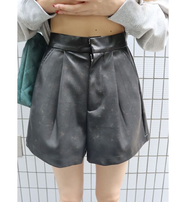 EVRIS「フェイクレザーショートパンツ」|その他|ブラック