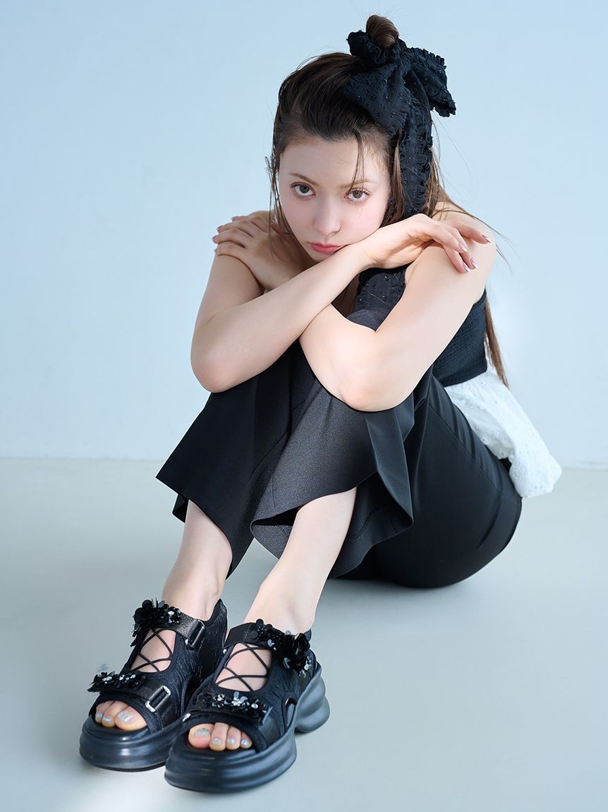 LILY BROWN「レイヤードフレアパンツ」|チノ|