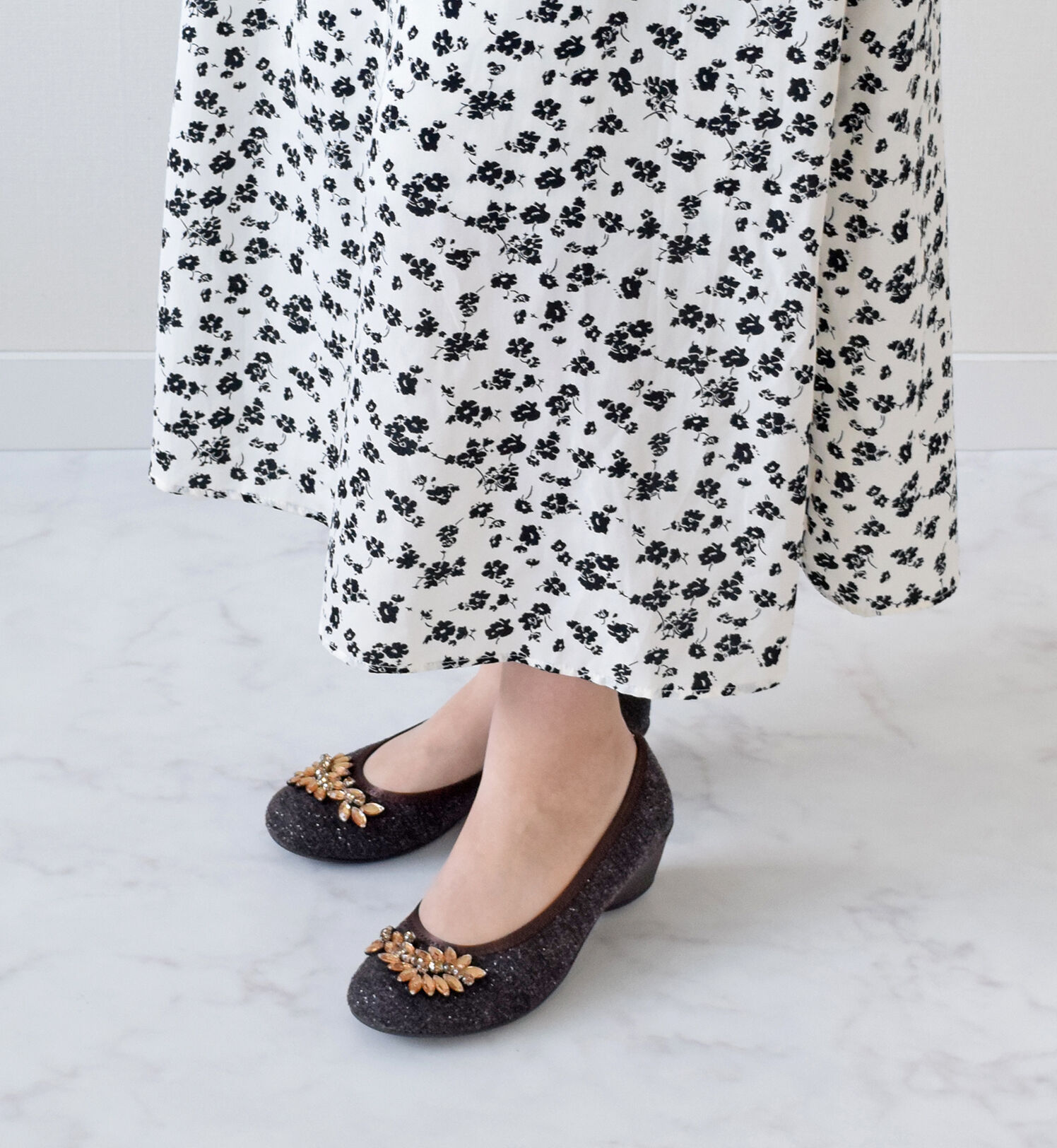 Bridget Birkin「【Bridget Birkin Walk】フラワービジューウォーキングパンプス」|パンプス|BR