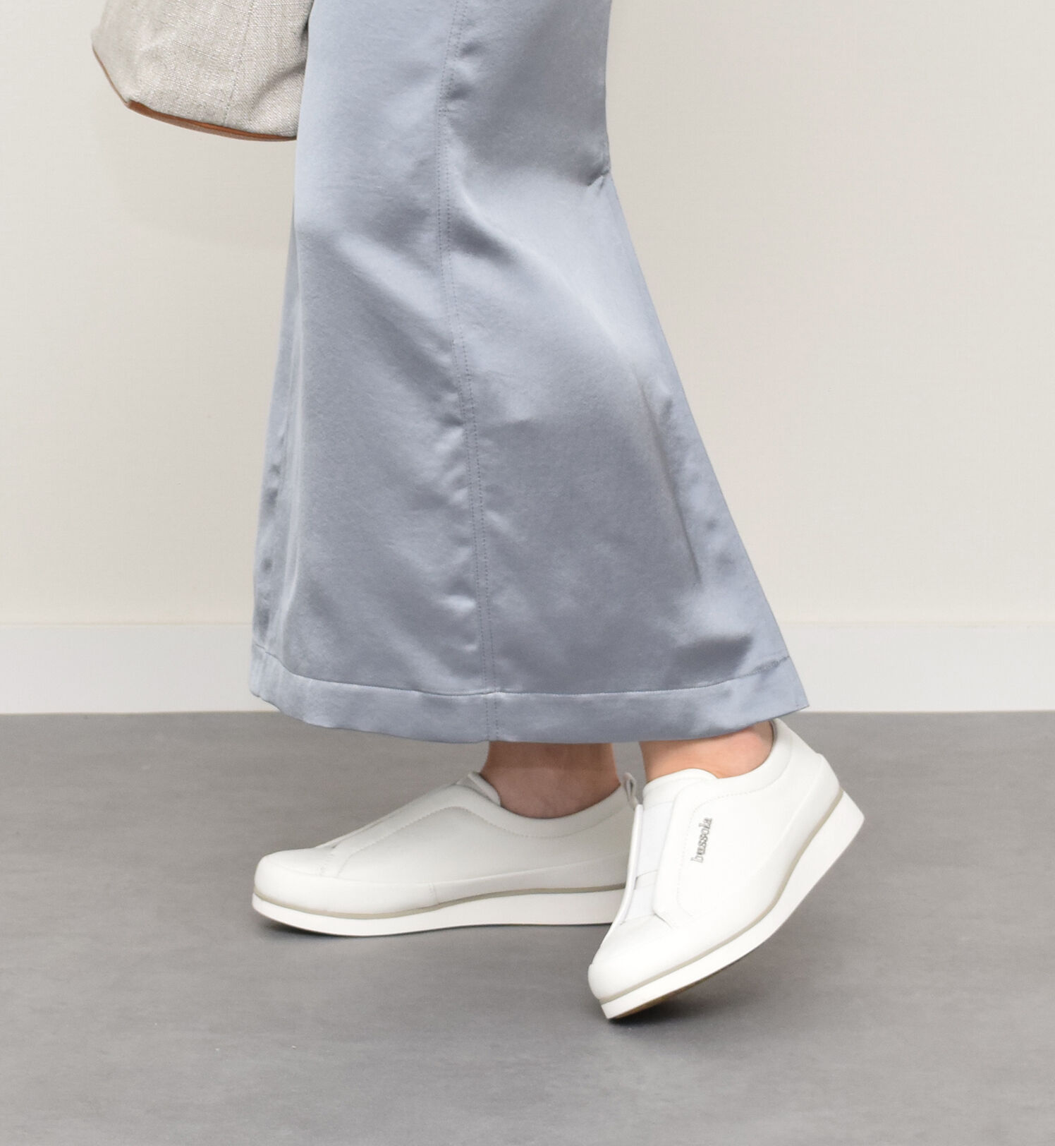 IMPORT SELECT「【bussola】撥水フラットスリッポンスニーカー」|スニーカー|WH