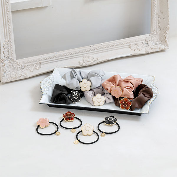 MARY QUANT「マーブルキャンディデイジー シュシュ」|ヘアゴム・シュシュ|