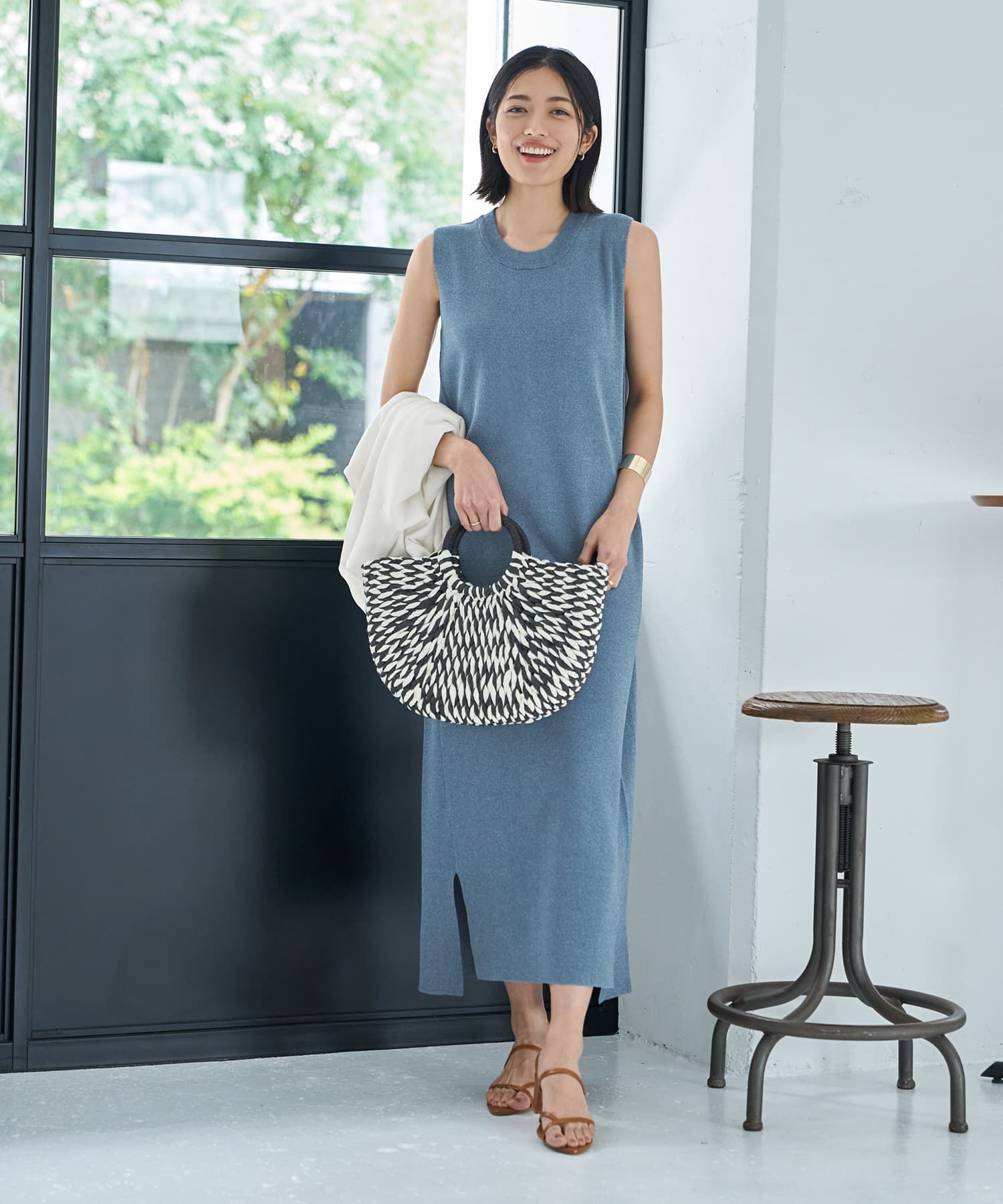 STYLE DELI「ニュアンス糸のシャリ感ノースリIラインワンピース」|ワンピース|