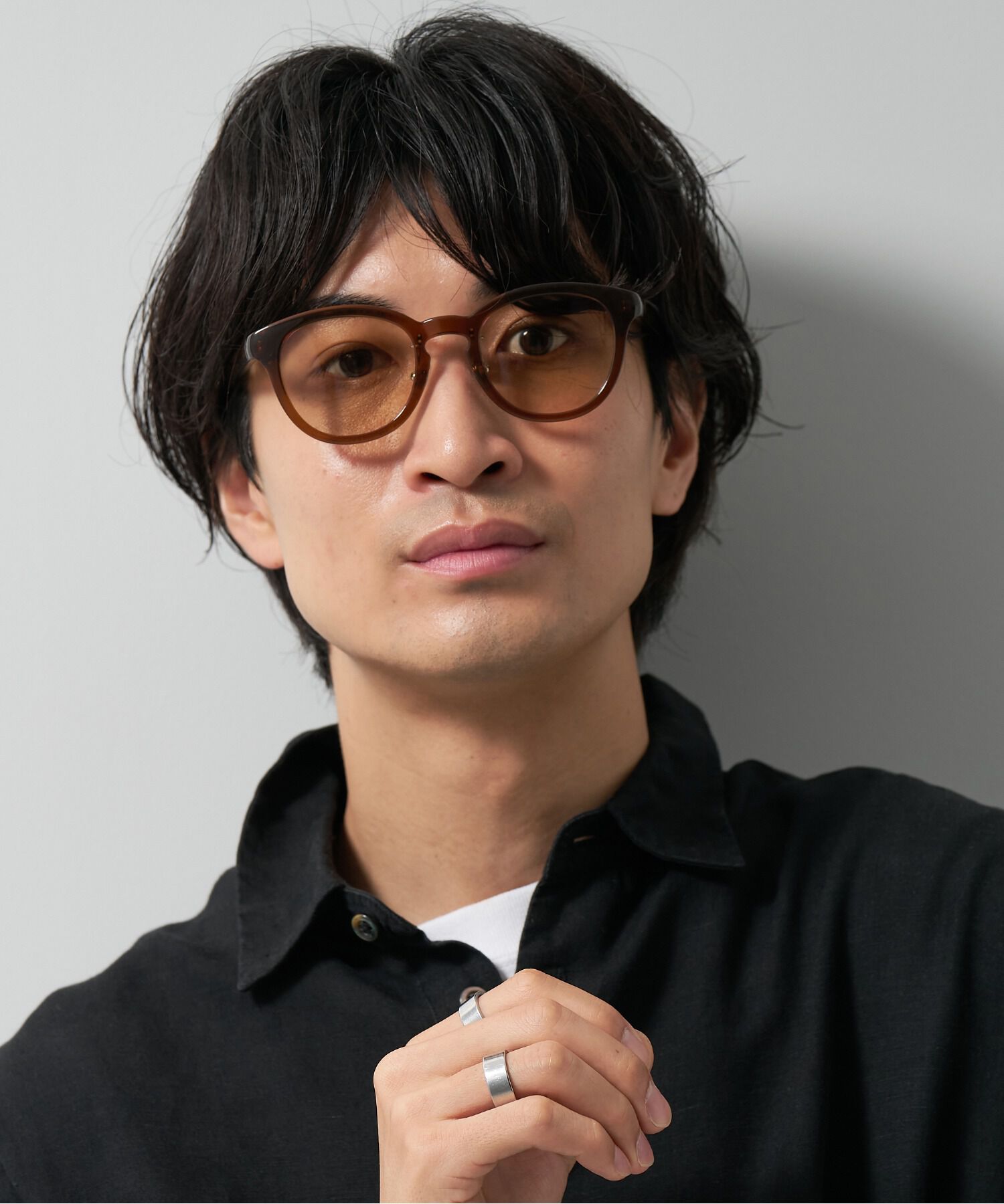  「ボストン型 調光サングラス｜紫外線対策｜レンズの色が変わるサングラス｜Zoff | UNITED ARROWS Wellness」|サングラス|