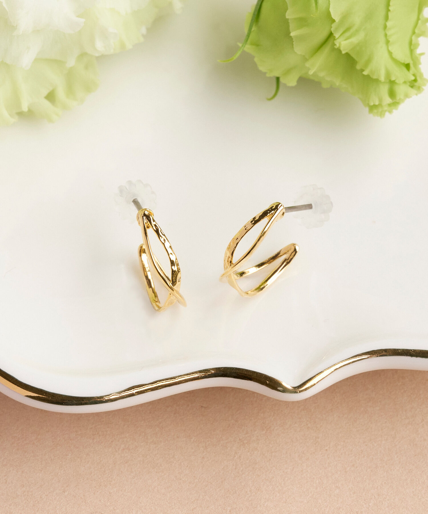 Phoebe「【金属アレルギー対応】クロスフープブレイドピアス　ゴールド」|ピアス|