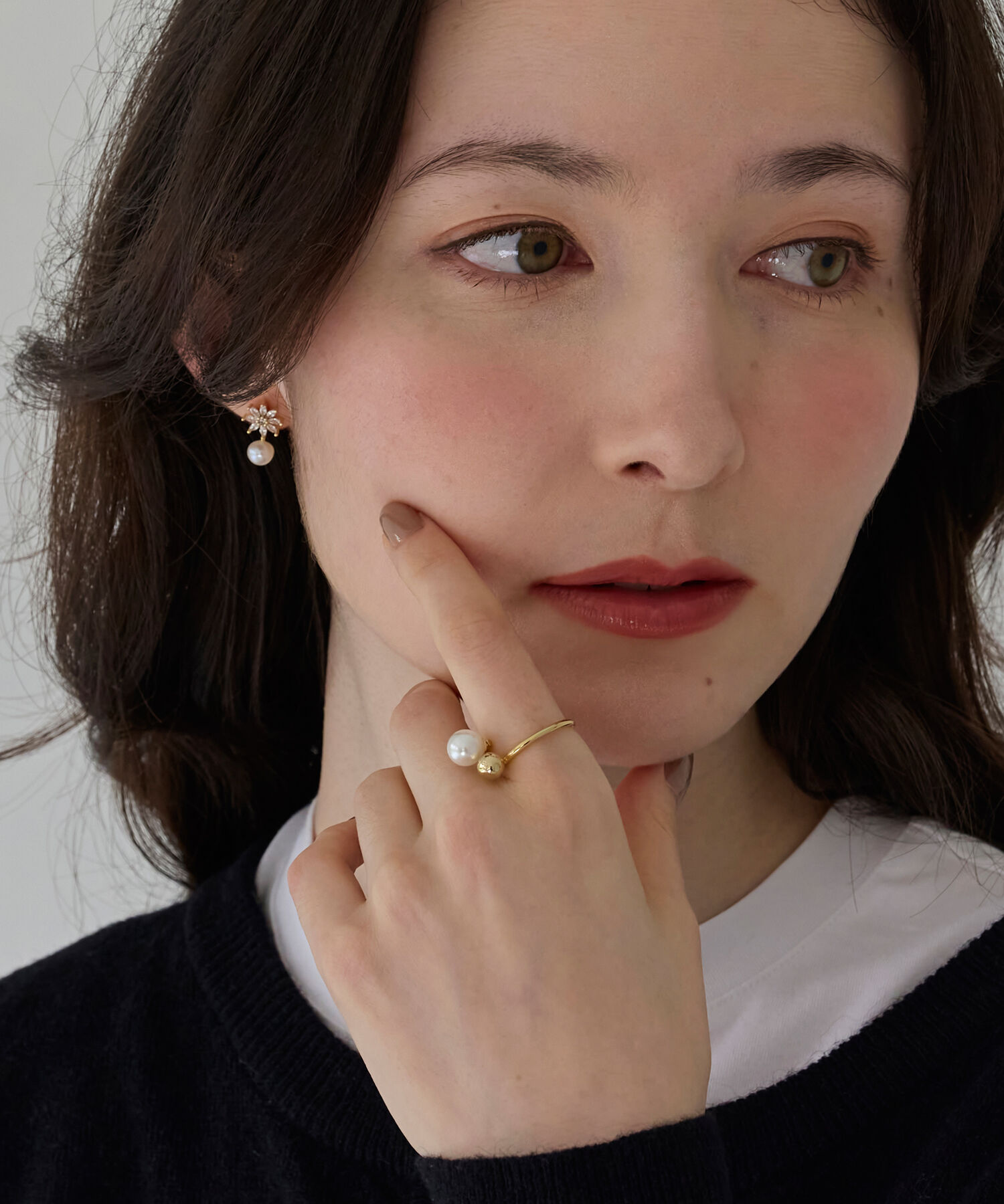 Phoebe「クリスタルペタルパールピアス」|ピアス|