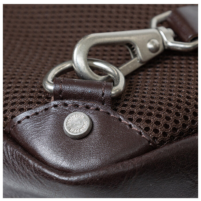 BACKYARD FAMILY「ボディバッグ メンズ 本革 通販 ブランド INNFITH インフィス 556020 フィズ」|ショルダー・メッセンジャー|