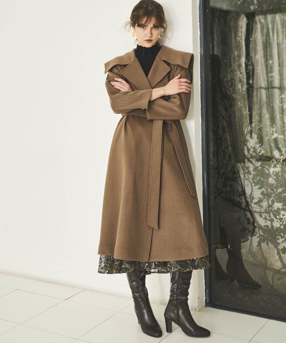 アンドクチュール「ケープカラーロングコート」|ダウン|