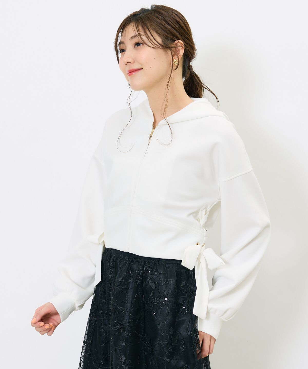 アンドクチュール「レースアップリボンフーディー」|パーカー|