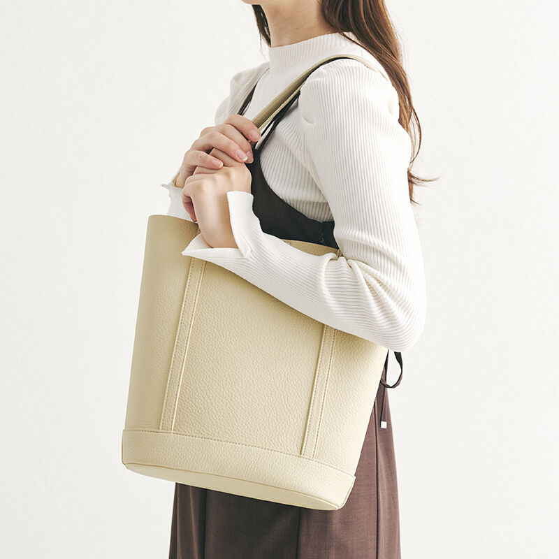 ORiental TRaffic「縦型ソフトレザーショルダーバッグ/BA-212」|トートバッグ|