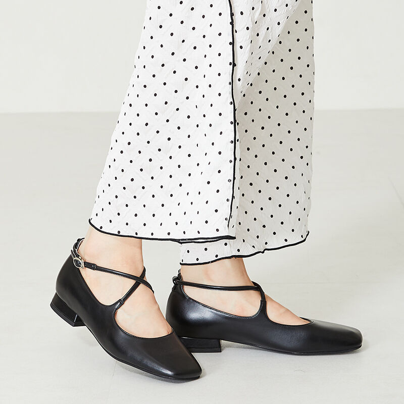 ORiental TRaffic「クロスストラップパンプス/41124」|パンプス|BLACK