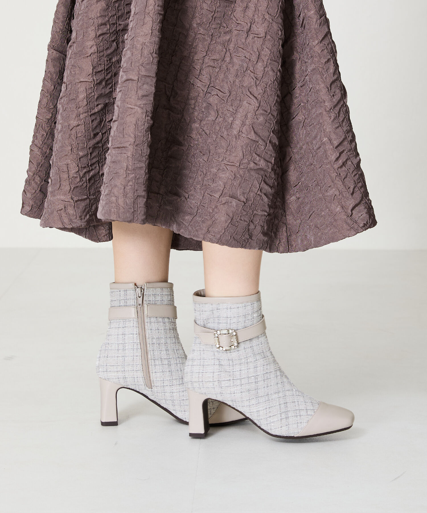 ORiental TRaffic「●2024秋冬新作●ビジューバックルツイードヒールブーツ/41419」|ショートブーツ|