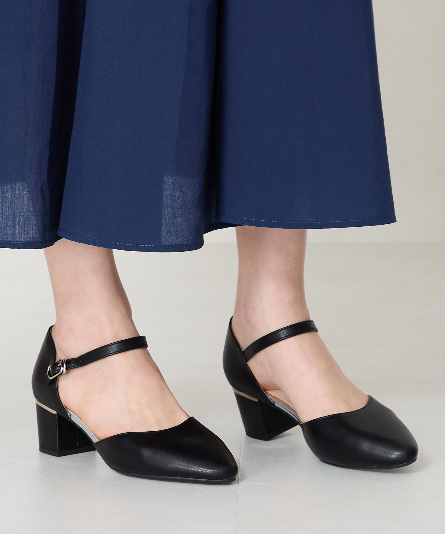 ORiental TRaffic「【WEB限定】アーモンドトゥ セパレートパンプス /55103 ストラップパンプス 太ヒール オフィス」|パンプス|