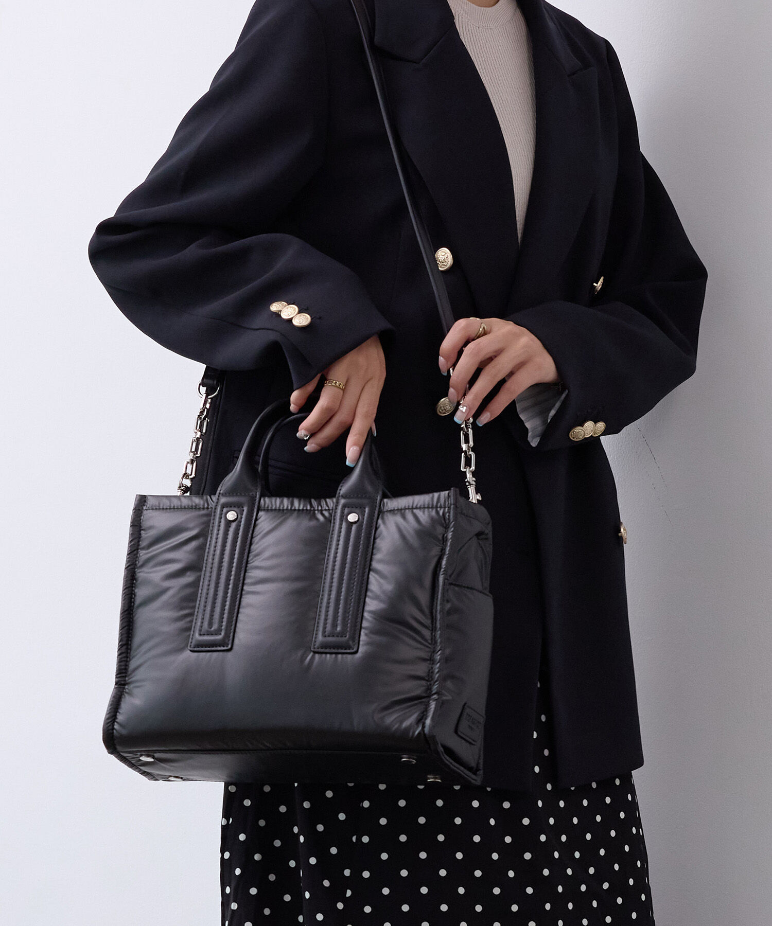 TOPKAPI TREASURE「【TREASURE TOPKAPI】メタリック パデット ショルダー付 トートバッグ」|トートバッグ|ブラック