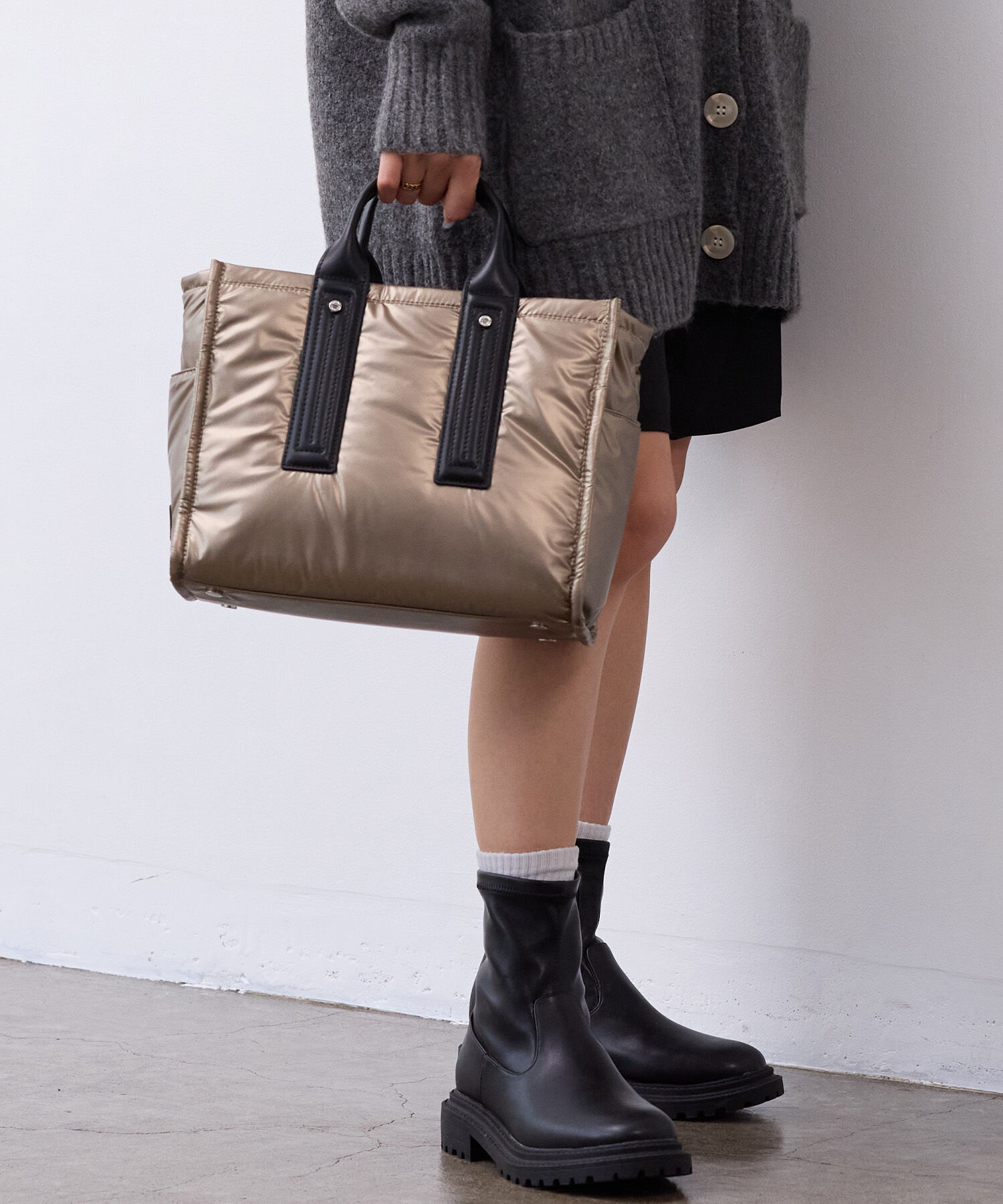 TOPKAPI TREASURE「【TREASURE TOPKAPI】メタリック パデット ショルダー付 トートバッグ」|トートバッグ|ブロンズ