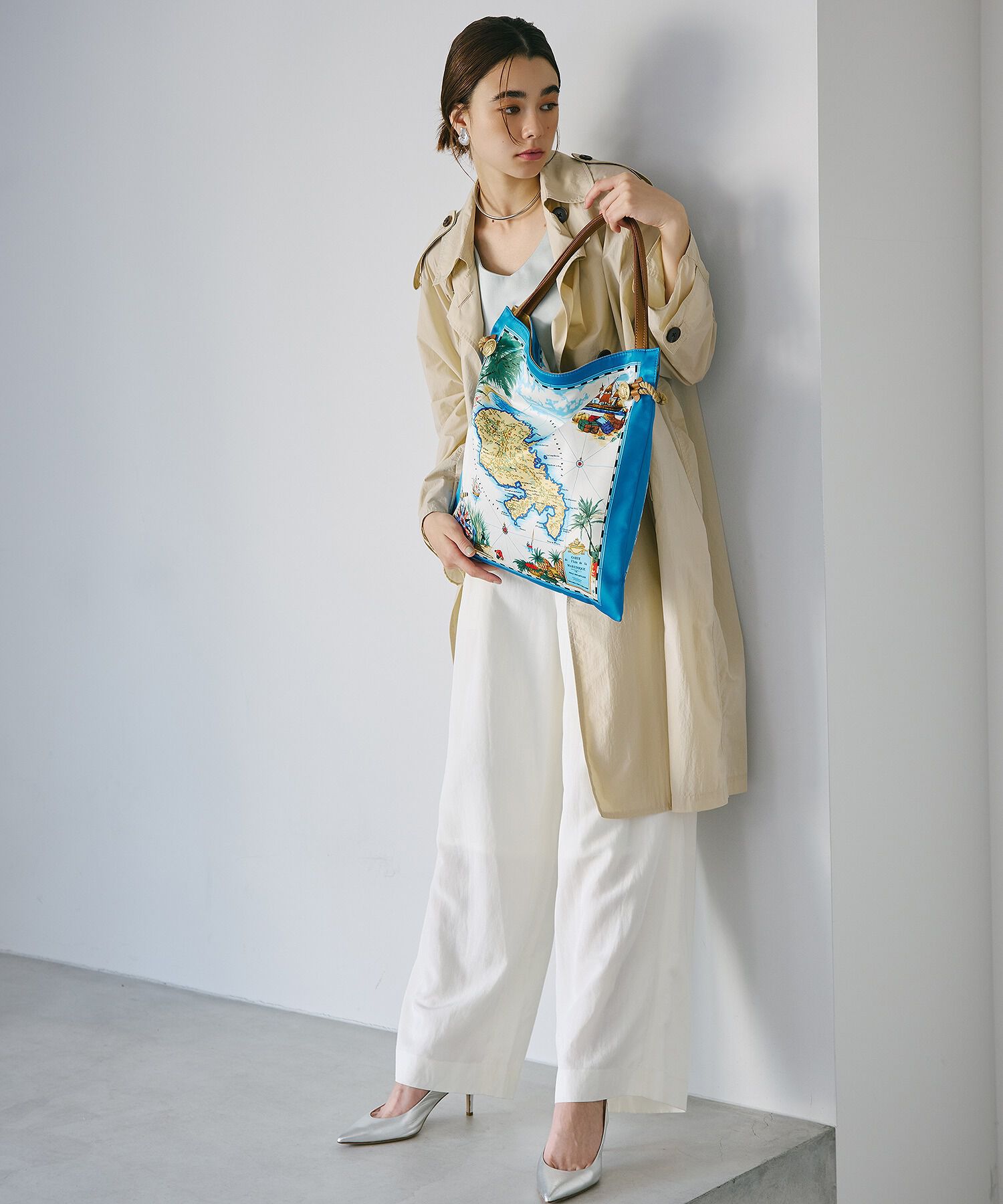 TOPKAPI TREASURE「【TREASURE TOPKAPI】マイルドサテン スカーフ柄 トートバッグ」|トートバッグ|