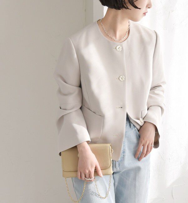 quaranciel「quaranciel:〈洗濯機可能〉ダブルクロス フレア ノーカラー ジャケット（セットアップ対応）」|ノーカラージャケット|ベージュ