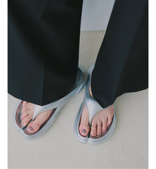 U by SPICK&SPAN「PAES/ぺイズ New Flipflop Coating Line」|サンダル|シルバー