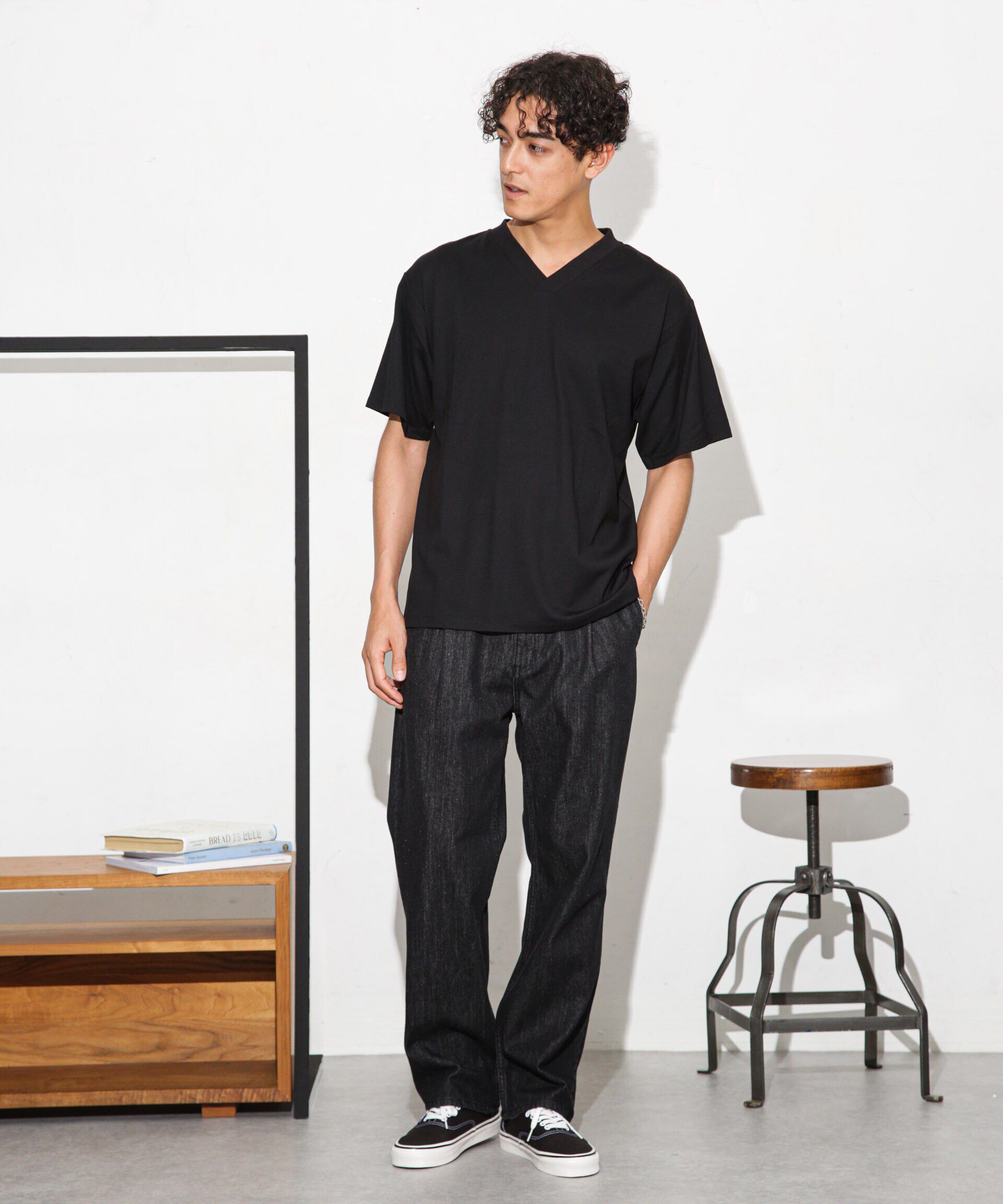 nano･universe「Anti Soaked 汗染み防止 VカラーネックTシャツ」|Tシャツ・カットソー|