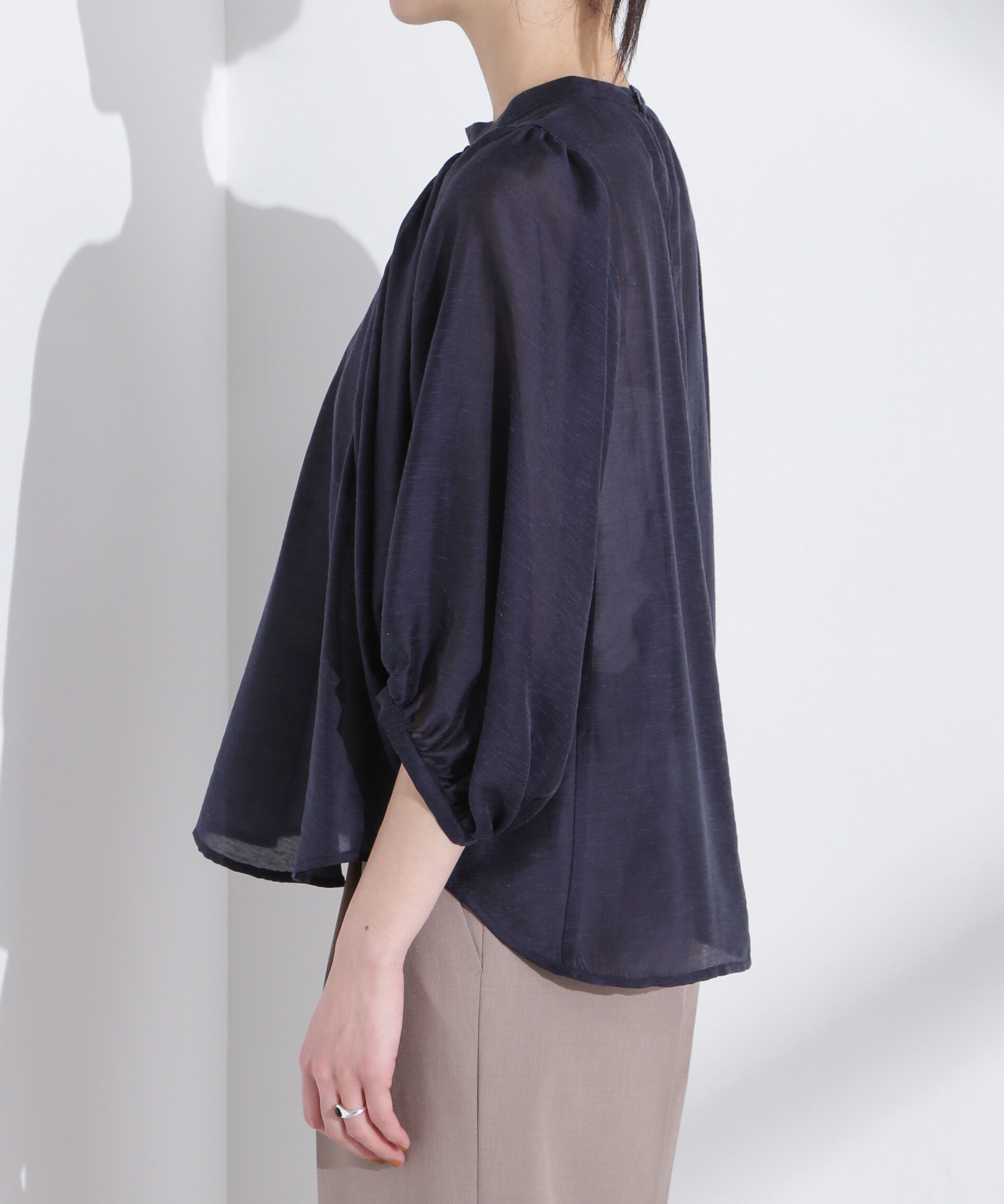 nano･universe「リネン混シアーボリュームスリーブブラウス」|シャツ・ブラウス|