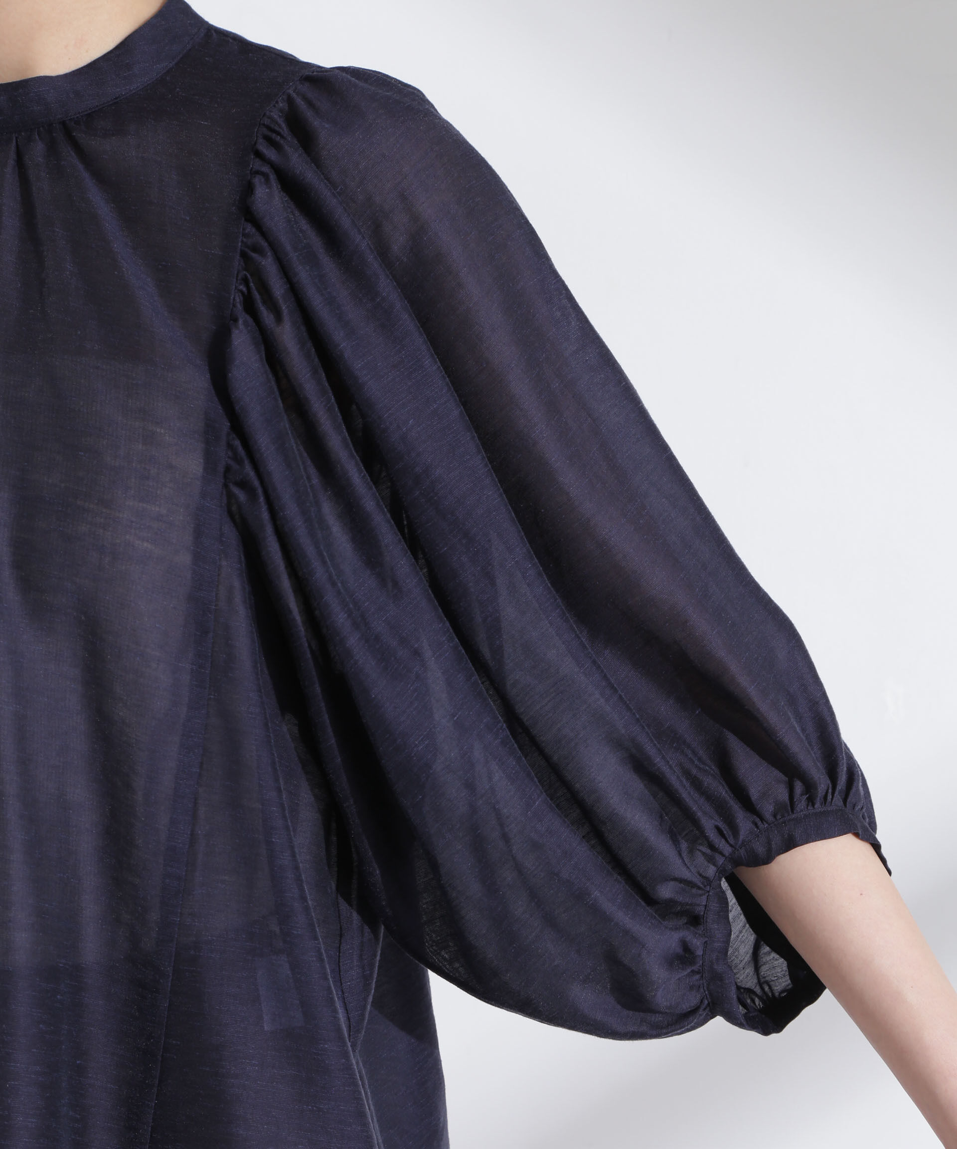 nano･universe「リネン混シアーボリュームスリーブブラウス」|シャツ・ブラウス|