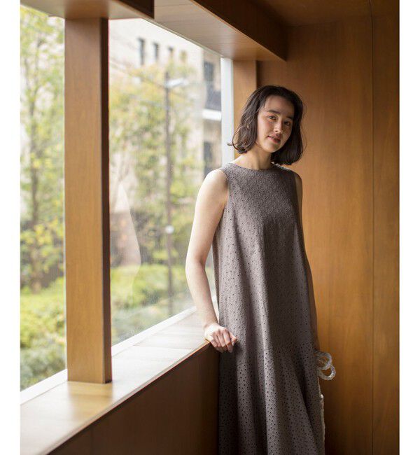 組曲「【WEB限定・新色追加】エンブロイダリーレースノースリーブ ワンピース」|ワンピース|