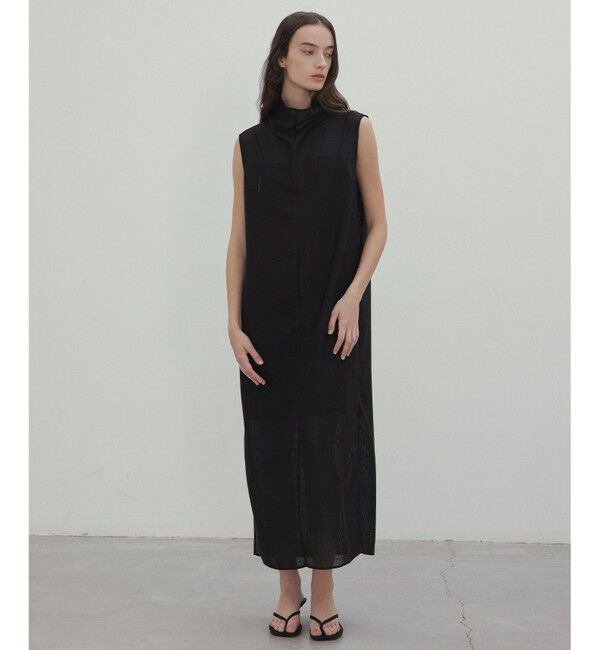 BEIGE,「【洗える・吸水速乾・防シワ・eclat 7・8月号掲載】LIATRIS / オフタートルノースリーブワンピース」|ワンピース|