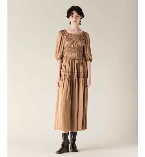 GRACE CONTINENTAL「スクエアギャザーワンピース」|ワンピース|ベージュ
