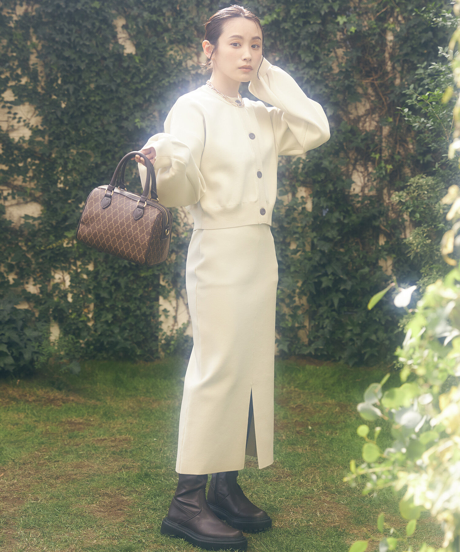 vis-a-vis「【WEB限定】【高橋愛コラボ】前後2WAYスポンジニットタイトスカート【セットアップ対応】」|スカート|