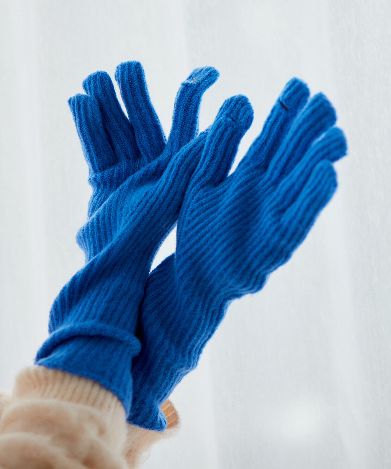 VIS「【WEB限定】選べる8色！穴あきリブニットグローブ」|手袋|ブルー(44)