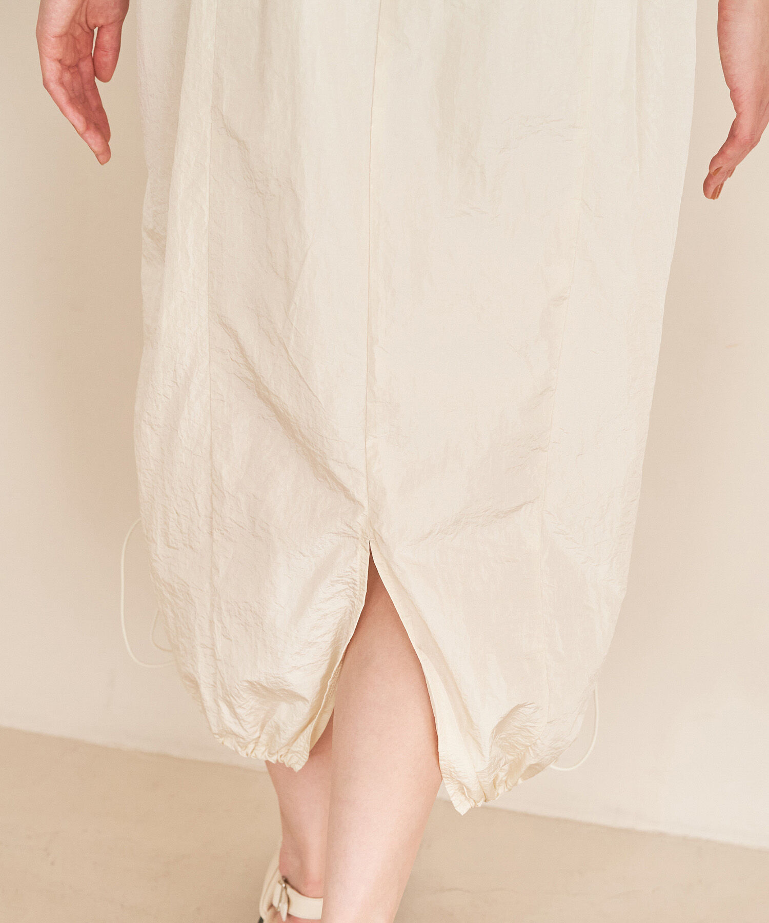 VIS「【Lottoコラボ】ナイロンバルーンキャミワンピース」|ワンピース|