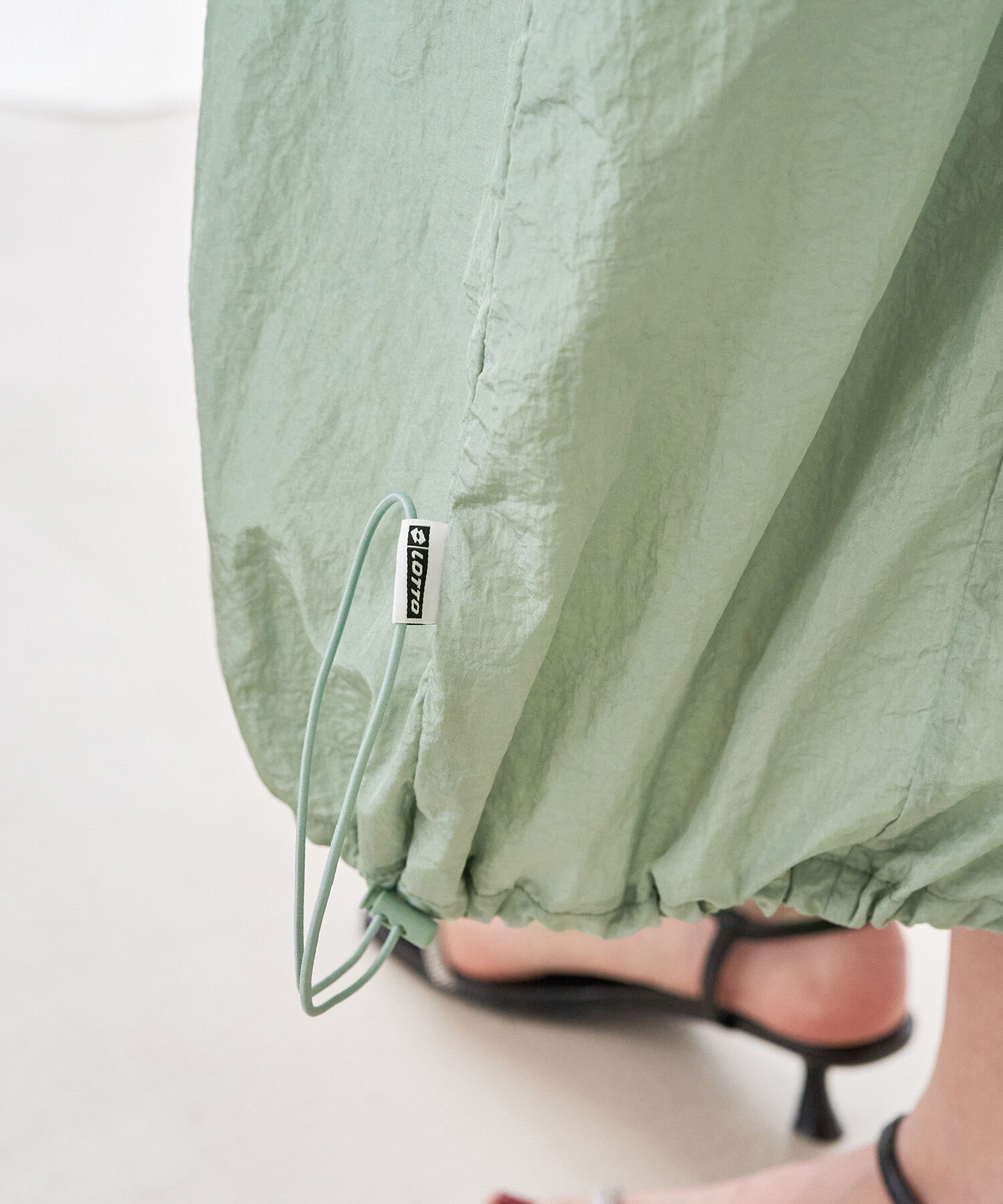 VIS「【Lottoコラボ】ナイロンバルーンキャミワンピース」|ワンピース|