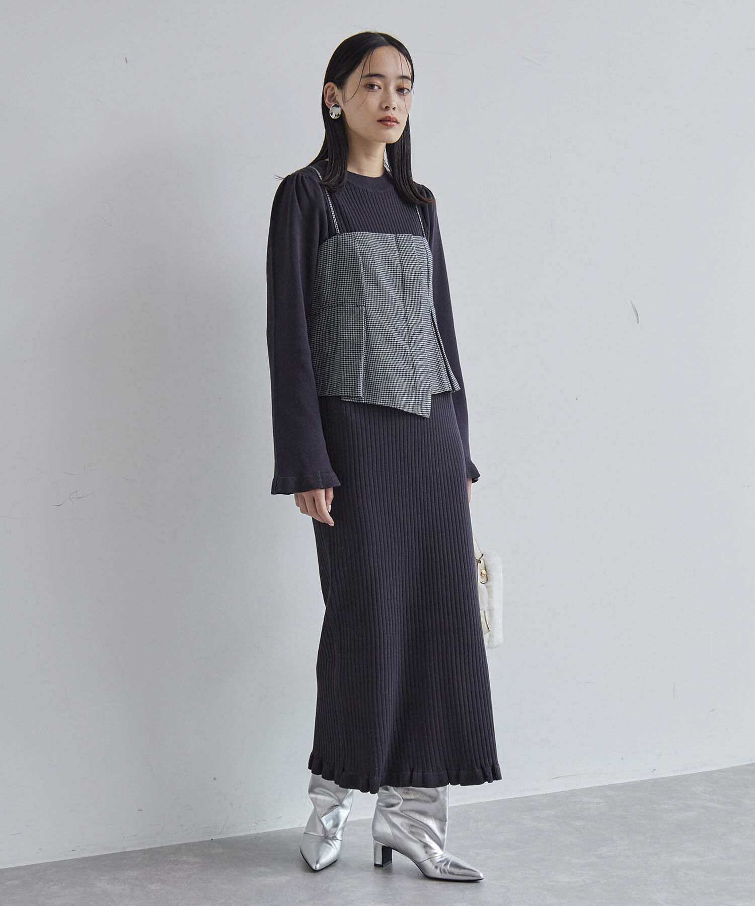 VIS「【SET】ビスチェセット裾ミニフリルリブニットワンピース」|ワンピース|