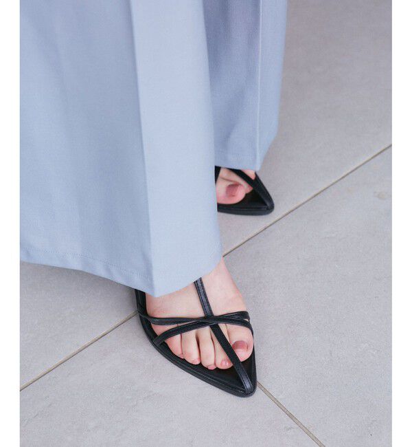 VIS「ナロークロスメタルヒールサンダル」|サンダル|